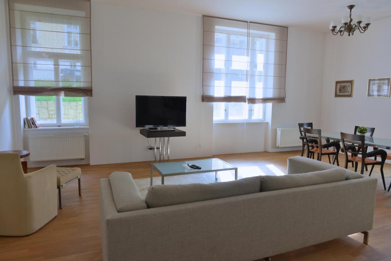 Kolonada Luxury 2 Bedroom Apartment Snezka Маріанські Лазні Екстер'єр фото