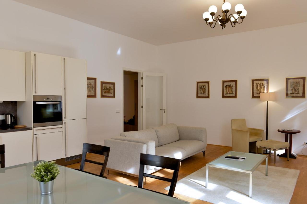 Kolonada Luxury 2 Bedroom Apartment Snezka Маріанські Лазні Екстер'єр фото