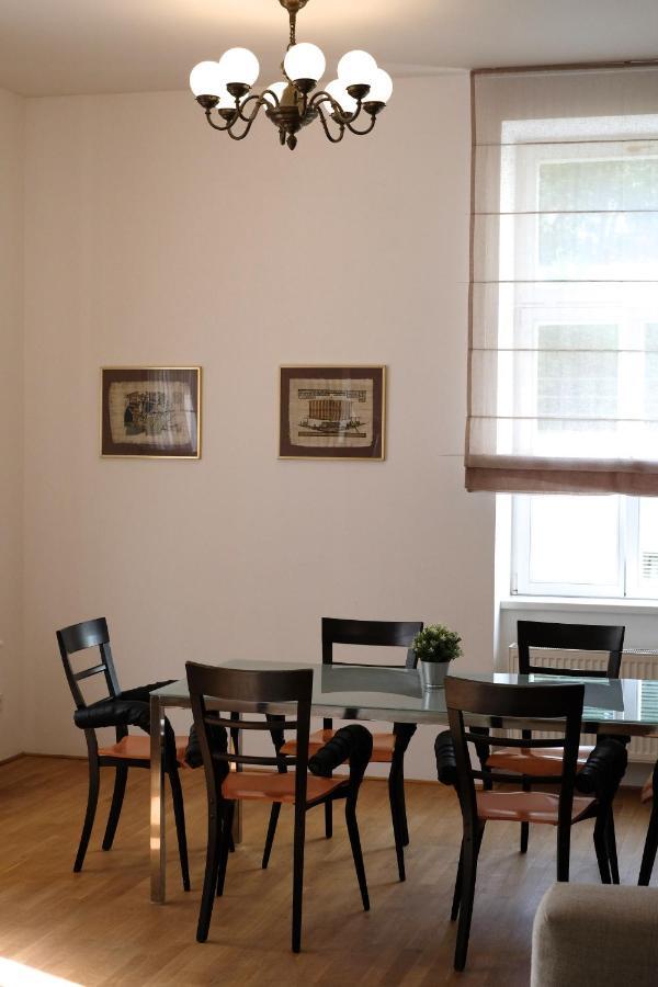 Kolonada Luxury 2 Bedroom Apartment Snezka Маріанські Лазні Екстер'єр фото