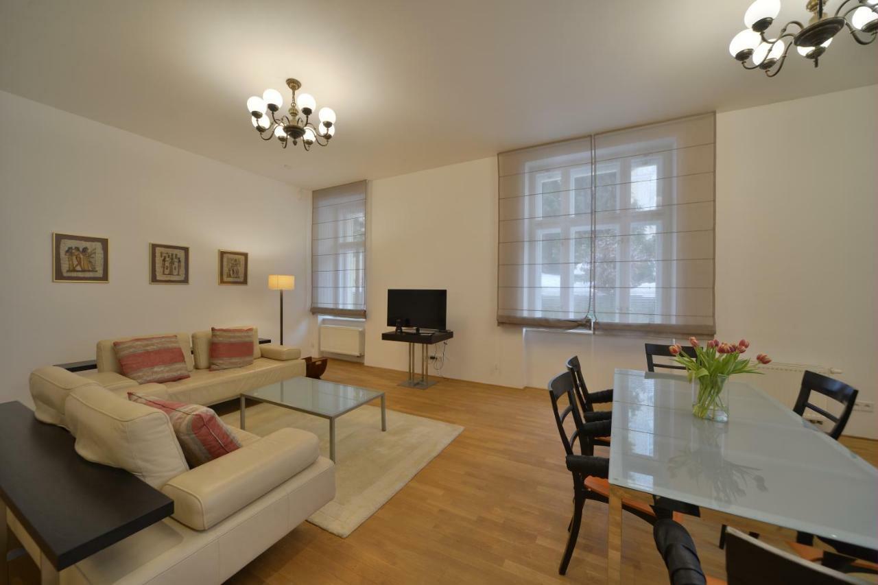 Kolonada Luxury 2 Bedroom Apartment Snezka Маріанські Лазні Екстер'єр фото